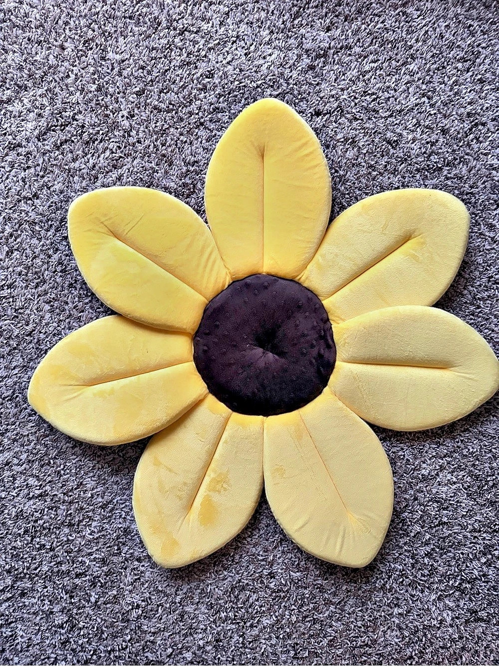 Blooming Baby Bath Flower Bath Pillow Yellow